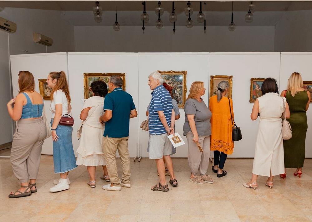 <p>Posljednji program bARSa, izložba "Gobleni - (U)Bod vremena", otvorena je u Umjetničkoj galeriji "Velimir A. Leković"</p>