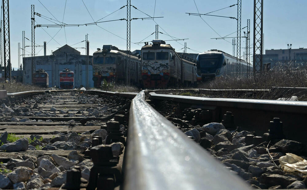 Nova blokada saobraćaja u najavi: Niske plate parkiraju crnogorske...