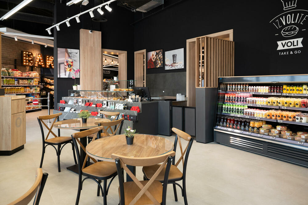 <p><em>Voli online shop</em></p>