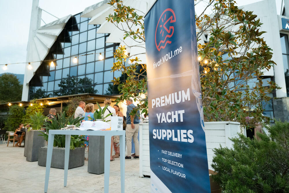 <p><em>Voli online shop</em></p>