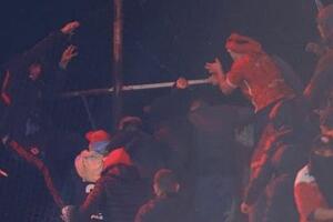 Radili i noževi - oko 100 ljudi uhapšeno, a 19 povrijeđeno u...