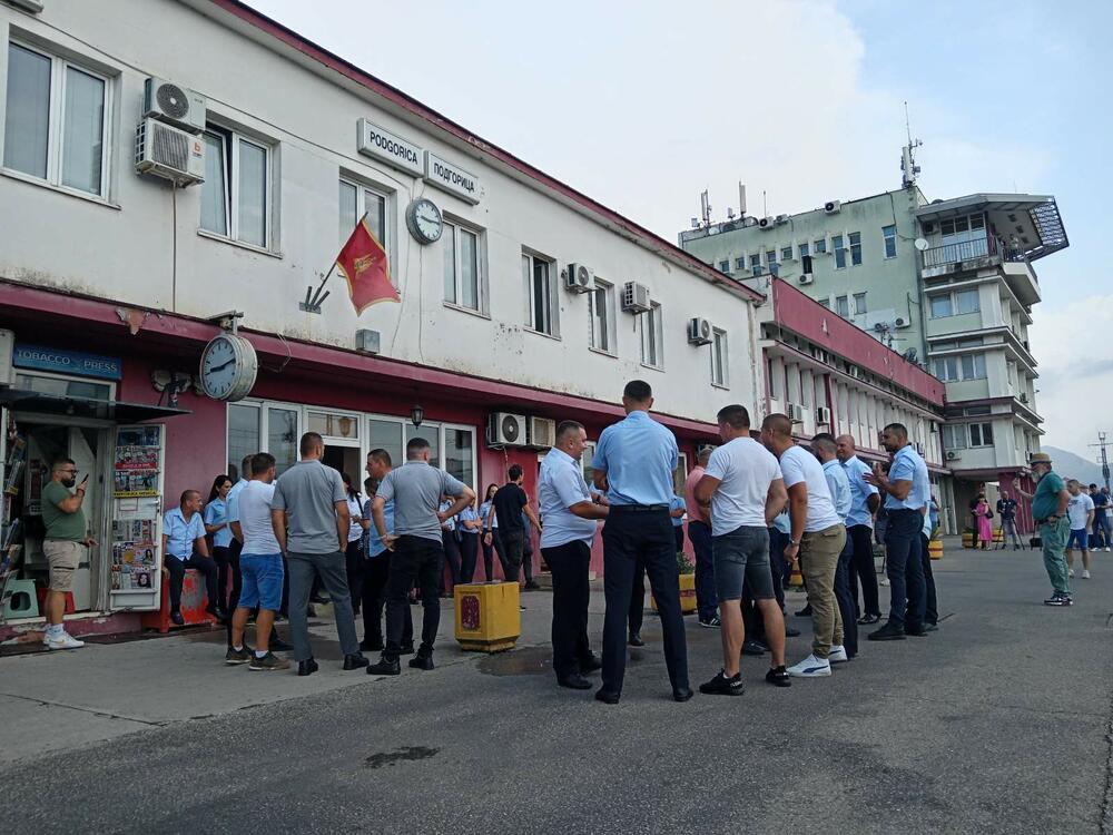 U toku razgovori dijela radnika ŽICG sa menadžmentom, sindikatima...