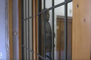 Spomenik Pavlu Đurišiću prebačen u konak manastira Đurđevi stupovi