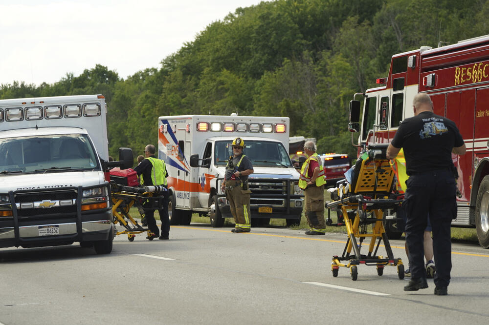 Sa mjesta nesreće, Foto: Beta/AP