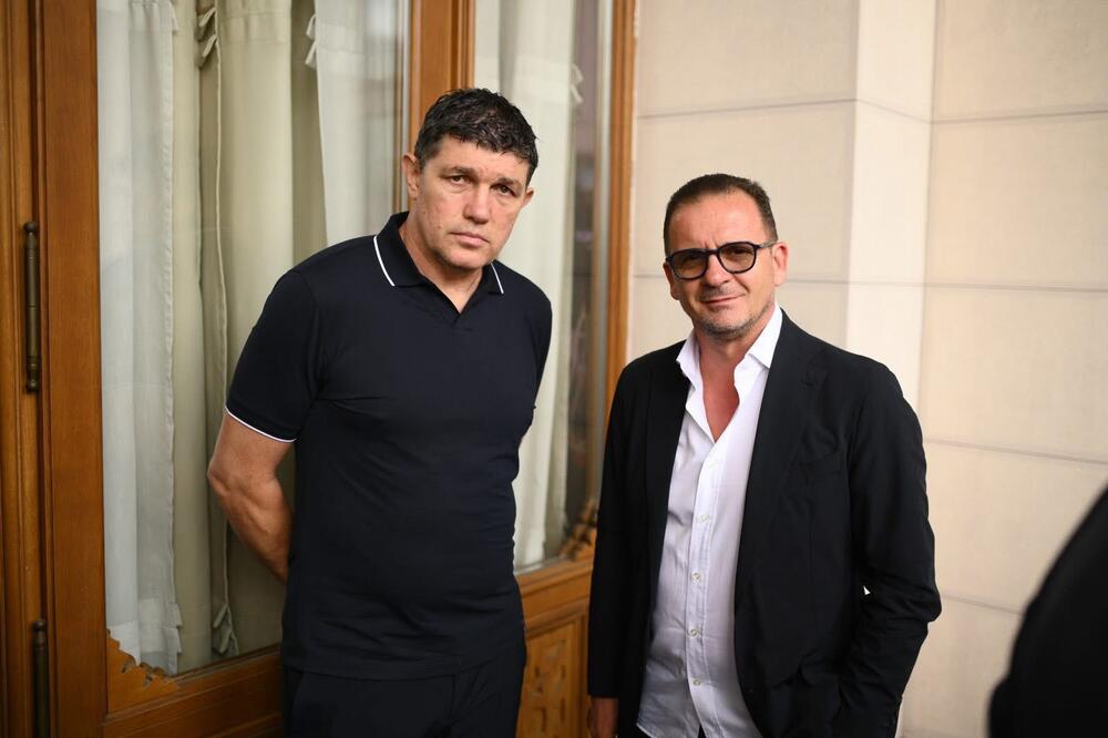 <p>Djeci poručujem im da uživaju, da se druže, da budu istrajni u sportu, ali i da ne zaborave na obrazovanje, jer je ono najvažniji temelj njihove budućnosti, kazao je predsjednik Plazma Sportskih igara mladih Zdravko Marić</p>