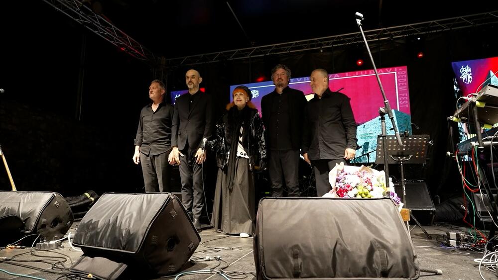 <p>Tokom posljednje festivalske večeri planirani nastupi nikšićkog benda Remake, pobjednika Bunt Rok festivala Paks, Magnifica, Vampira, repera Bruta, tandema Bigru i Paja, a za samu završnicu svoje autorsko stvaralaštvo će predstaviti Had</p>