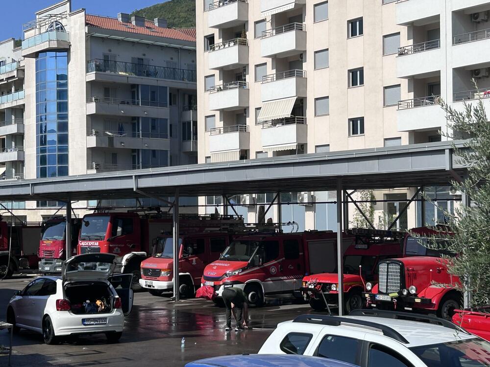 Relativno nova oprema i mehanizacija: SZS Budva
