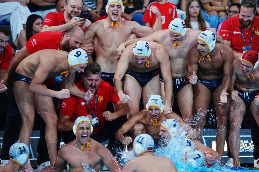 Seletkor Milić sa svojim momcima, Foto: VPSCG