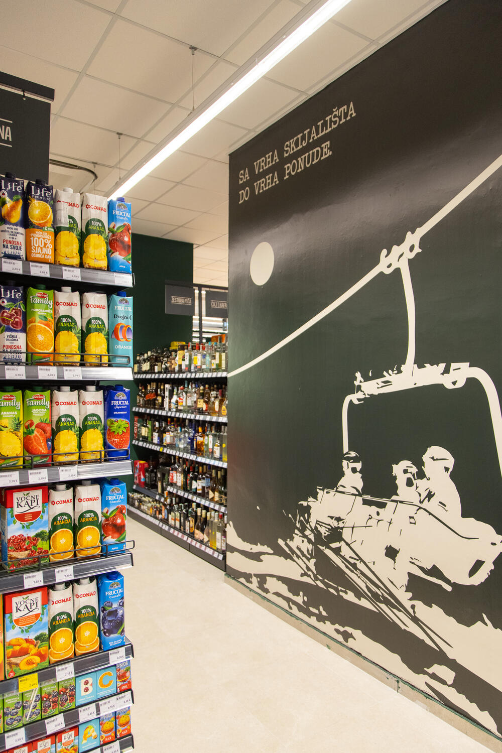 <p><em>Posjetite novu Aromu u Kolašinu i proslavite sa nama otvaranje, Aroma - sve za tebe.</em></p>