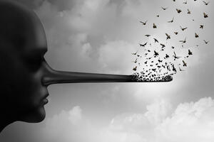 Psi laju, karavani prolaze