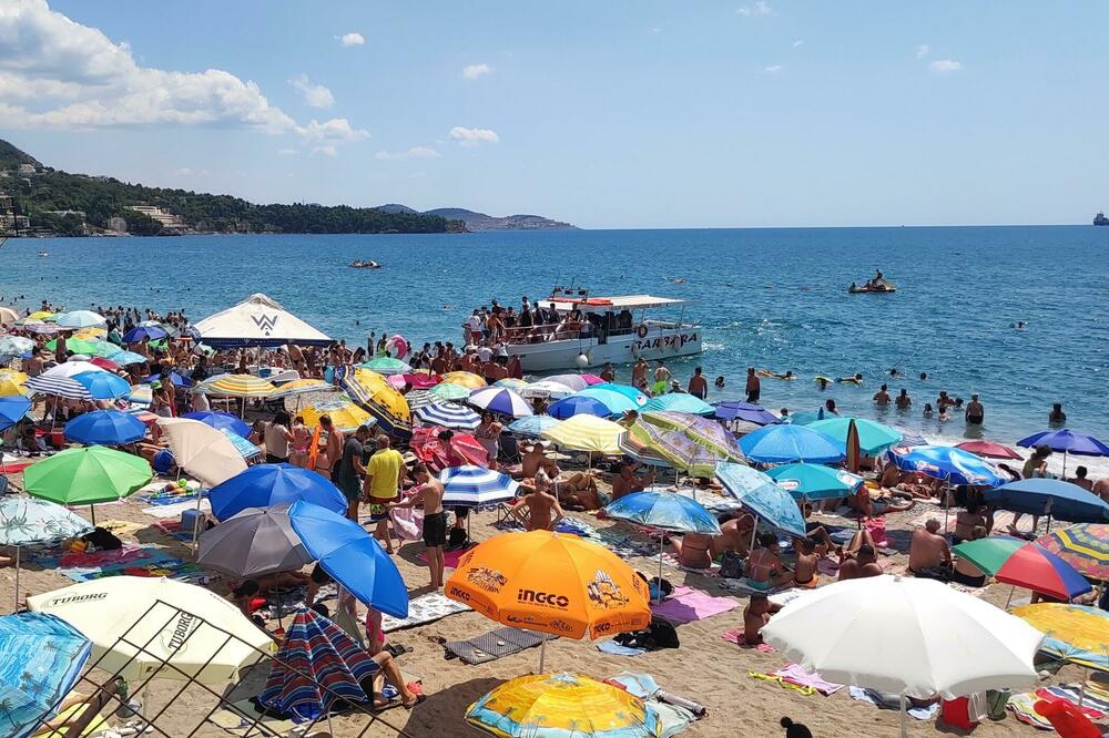 Iako je zabilježen veći broj gostiju, oni ostaju kraće, podaci su nadležnih, Foto: BBC