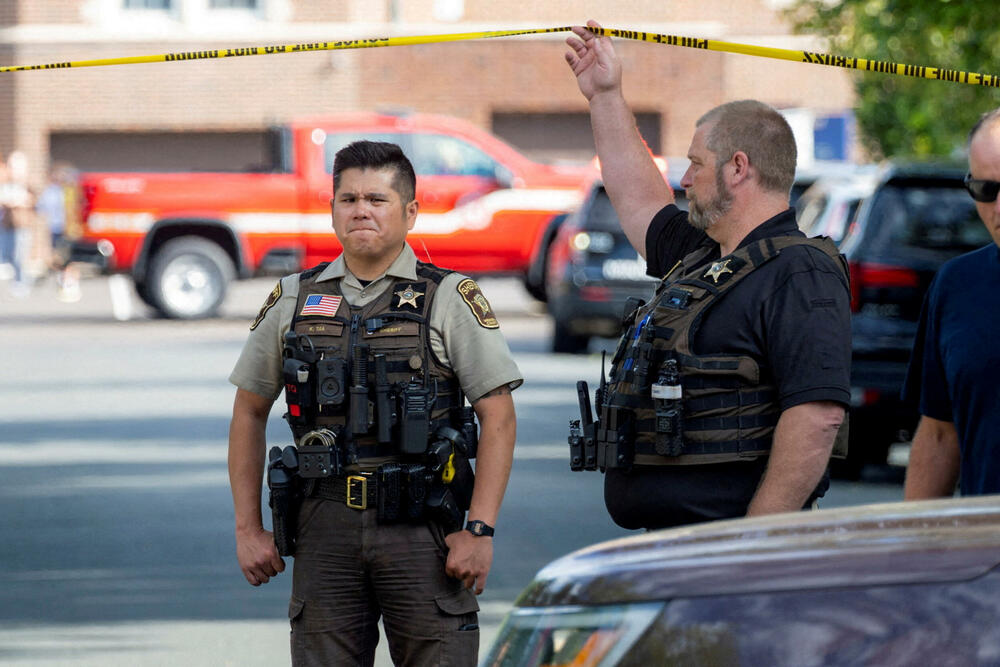 <p>"Ovo je bio smišljen čin nasilja protiv nevine djece i drugih ljudi koji su se molili. Sama surovost i kukavičluk pucanja u crkvi punoj djece apsolutno su neshvatljivi", rekao je načelnik policije Mineapolisa Brajan O’Hara</p>