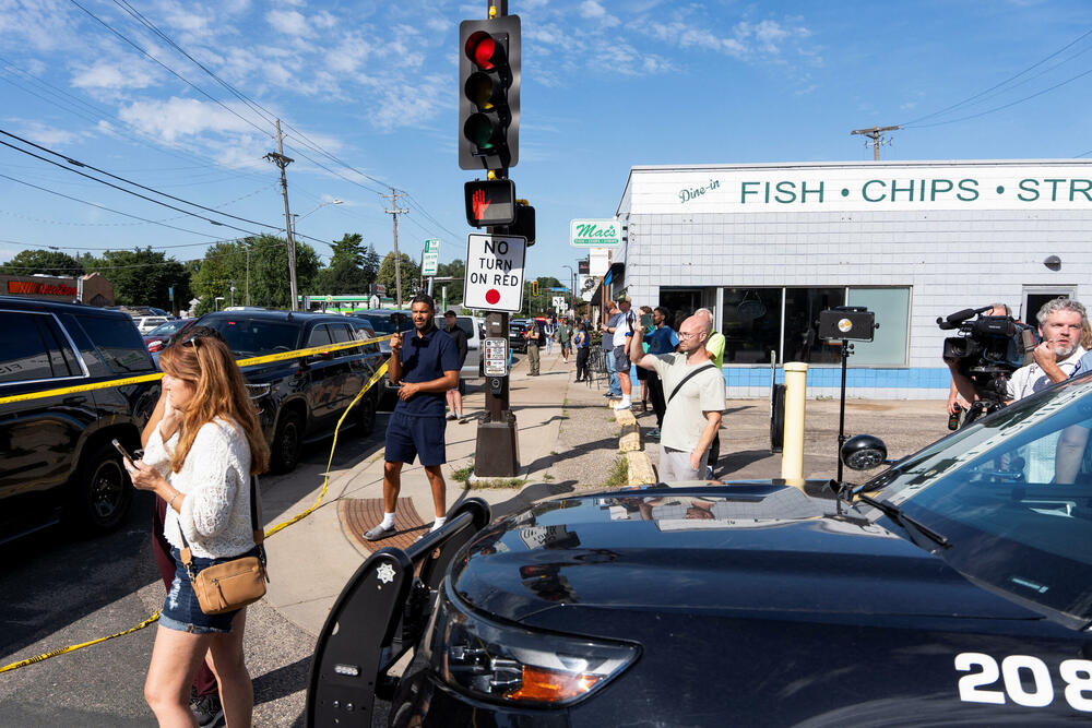 <p>"Ovo je bio smišljen čin nasilja protiv nevine djece i drugih ljudi koji su se molili. Sama surovost i kukavičluk pucanja u crkvi punoj djece apsolutno su neshvatljivi", rekao je načelnik policije Mineapolisa Brajan O’Hara</p>