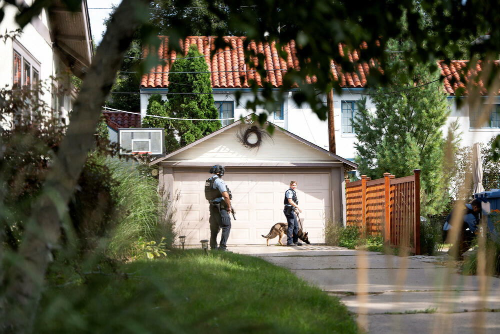 <p>"Ovo je bio smišljen čin nasilja protiv nevine djece i drugih ljudi koji su se molili. Sama surovost i kukavičluk pucanja u crkvi punoj djece apsolutno su neshvatljivi", rekao je načelnik policije Mineapolisa Brajan O’Hara</p>