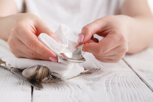 Par savjeta kako da kašike, viljuške i noževi ponovo zasijaju kao...