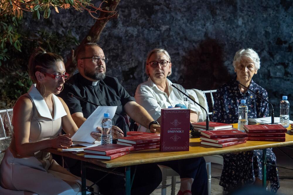 Foto: Festival Ćirilicom