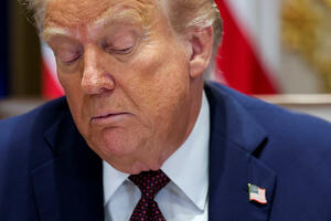 Tramp ukinuo policijsku zaštitu svojoj bivšoj rivalki i...