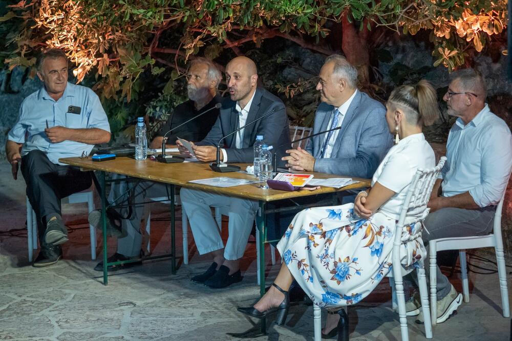 Foto: Festival Ćirilicom