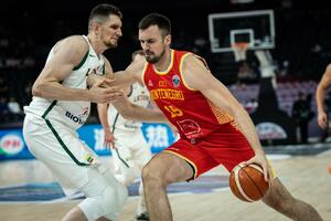 Nikolić: Potrudićemo se da mi diktiramo tempo protiv Finske