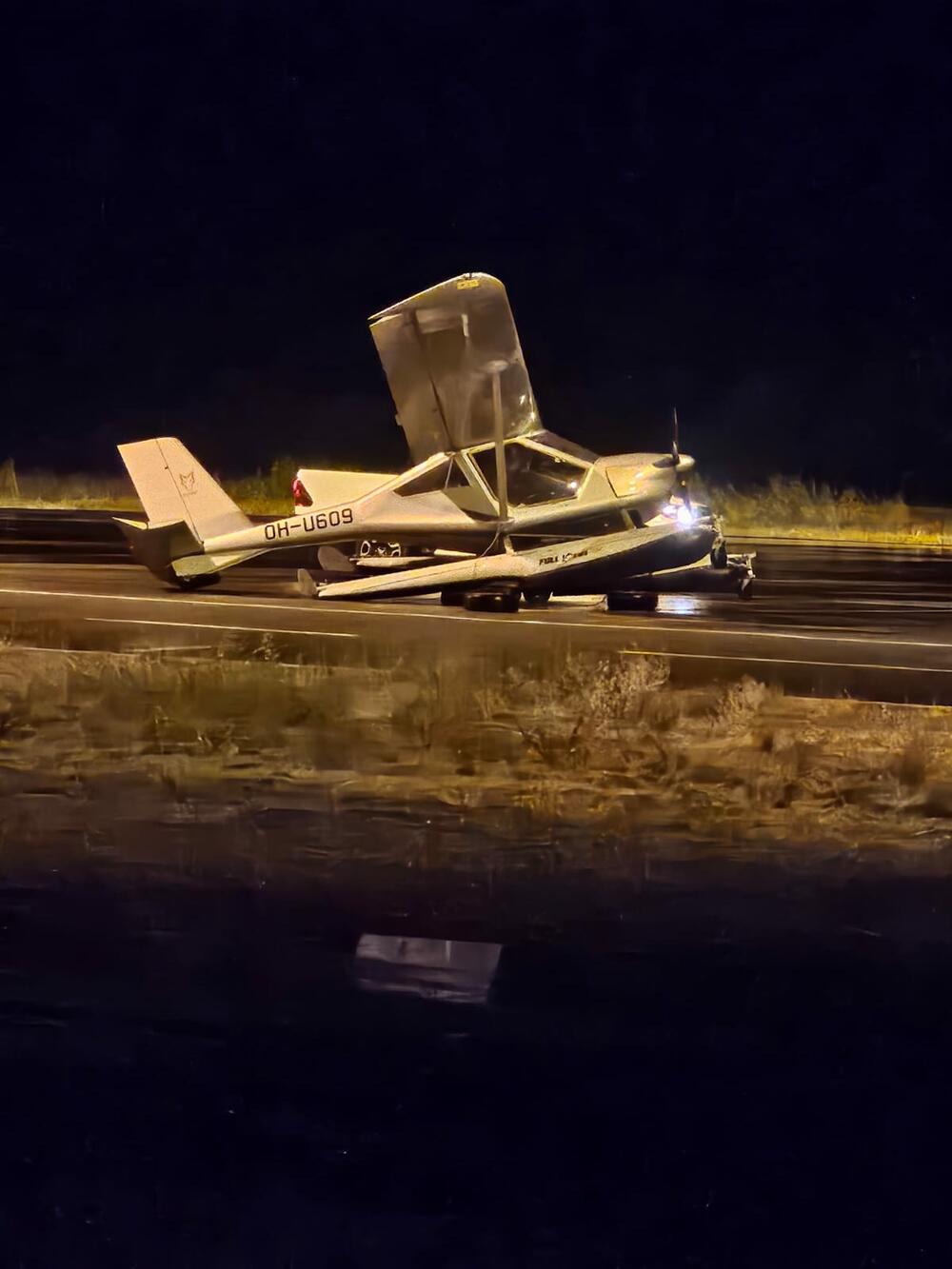 oštećeni hidroavioni