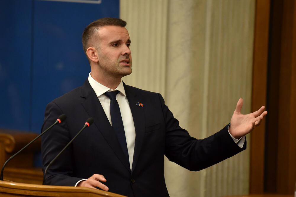 Transparentno o sastanku sa šefom tajne MI6: Spajić, Foto: Boris Pejović