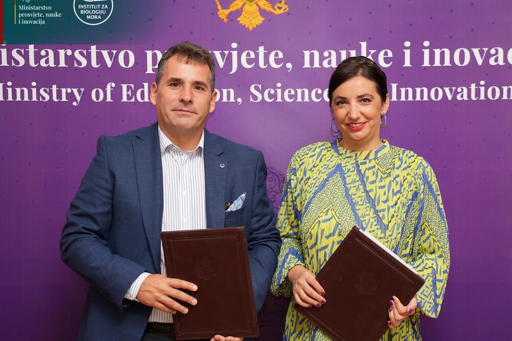 Đurović i Jakšić Stojanović, Foto: Ministarstvo prosvjete, nauke i inovacija