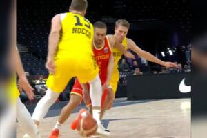 Drobnjakove majstorije - kroz noge, pa sjajno polaganje VIDEO