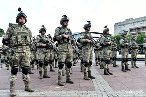 Krivokapić kažnjen, Lalatović napustio vojsku