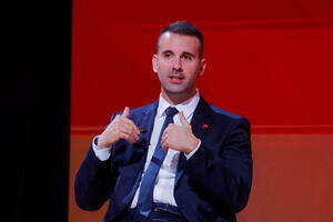 Spajić: Vrijeme je da se okrenemo budućnosti, inače ćemo postati...