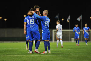 Vanredno kolo u CFL: Derbi u Tuzima