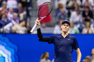 Siner na Muzetija u četvrtfinalu US opena