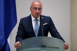 Grlić Radman: Hrvatska i Crna Gora "idu u smjeru rješavanja"...