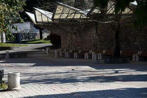 Tvrde da nijesu primili žalbe radnika: Direktor "Pogrebnih usluga"...