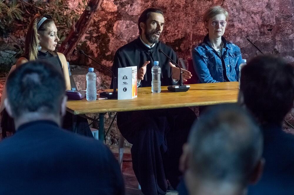 Foto: Festival Ćirilicom