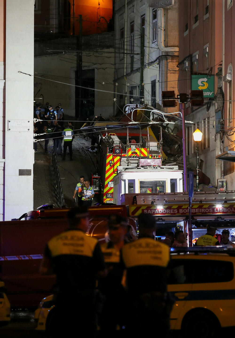 <p>Vlasti nijesu željele da otkriju identitet žrtava niti njihovu nacionalnost, ali su potvrdile da je među poginulima bilo i stranaca</p>