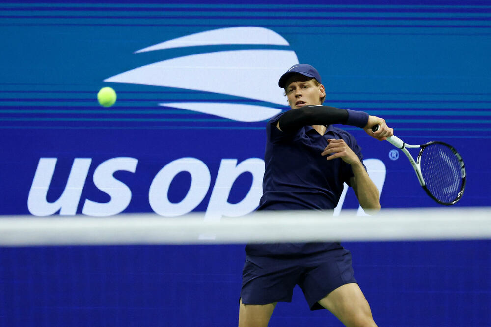 Siner tokom meča sa Muzetijem, Foto: Reuters