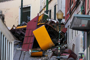 Portugalske vlasti istražuju kako je uspinjača iskliznula,...
