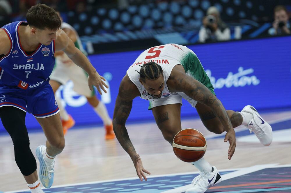 Bogdan Bogdanović povrijedio se na utakmici drugog kola Eurobasketa protiv Portugala, Foto: TOMS KALNINS/EPA
