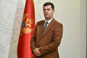 Muratović: Rode napali gavranovi, narod očekivao da ga država...