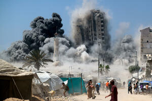 Izraelska vojska pogodila zgradu u Gazi s vojnom opremom Hamasa