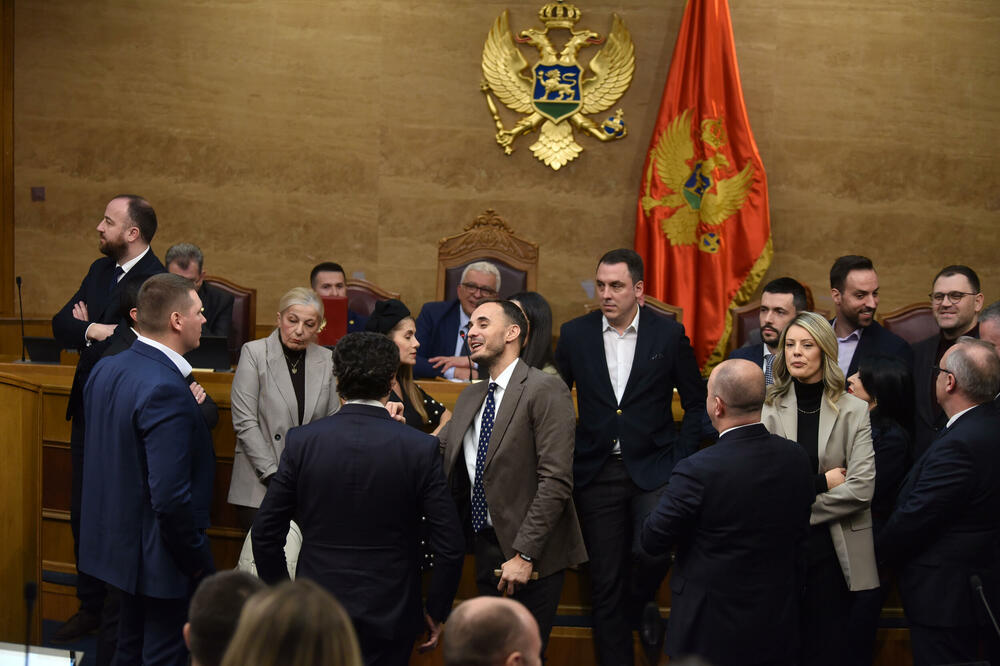 Prijave pljušte zbog krize političkog dijaloga: detalj iz parlamenta, Foto: Boris Pejović