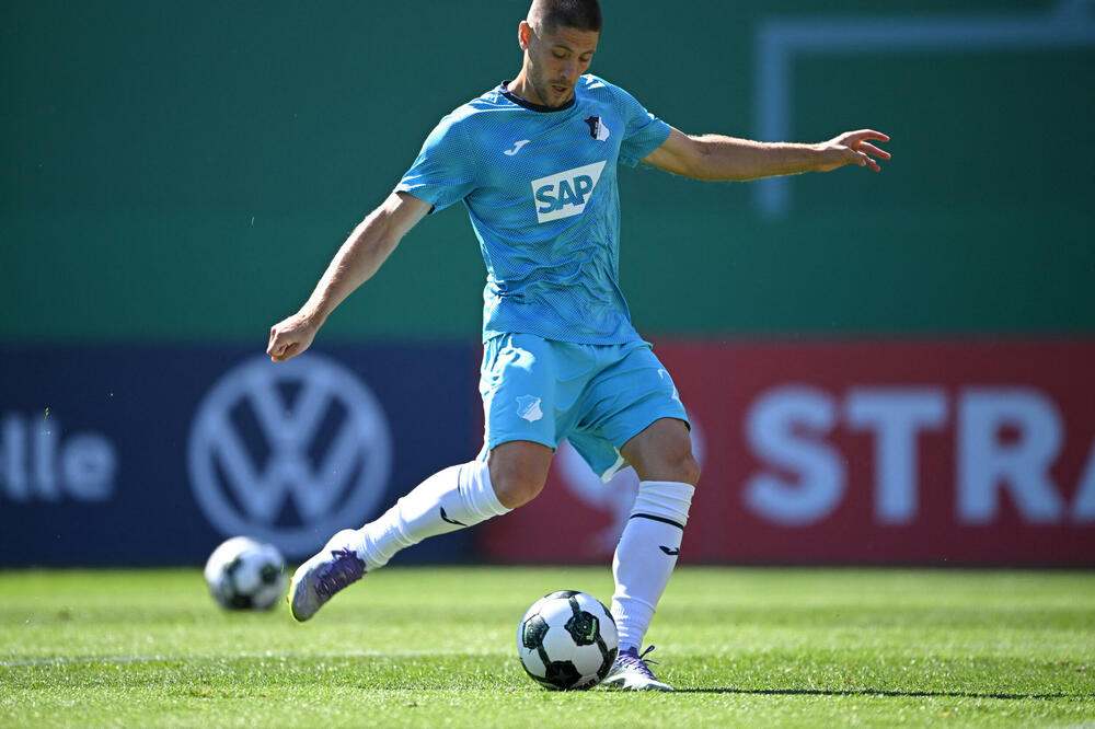 Vječita klasa: Kramarić, Foto: Reuters