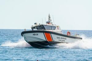 Turska: Brod u kojem su bili migranti i krijumčar udario u čamac...