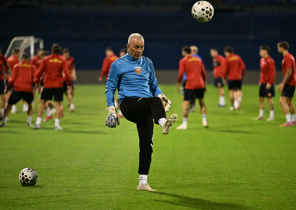 <p>Fubalska reprezentacija Crne Gore sjutra (20:45) na "Maksimiru" u Zagrebu gostuje Hrvatskoj u kvalifikacijama za Svjetsko prvenstvo</p>