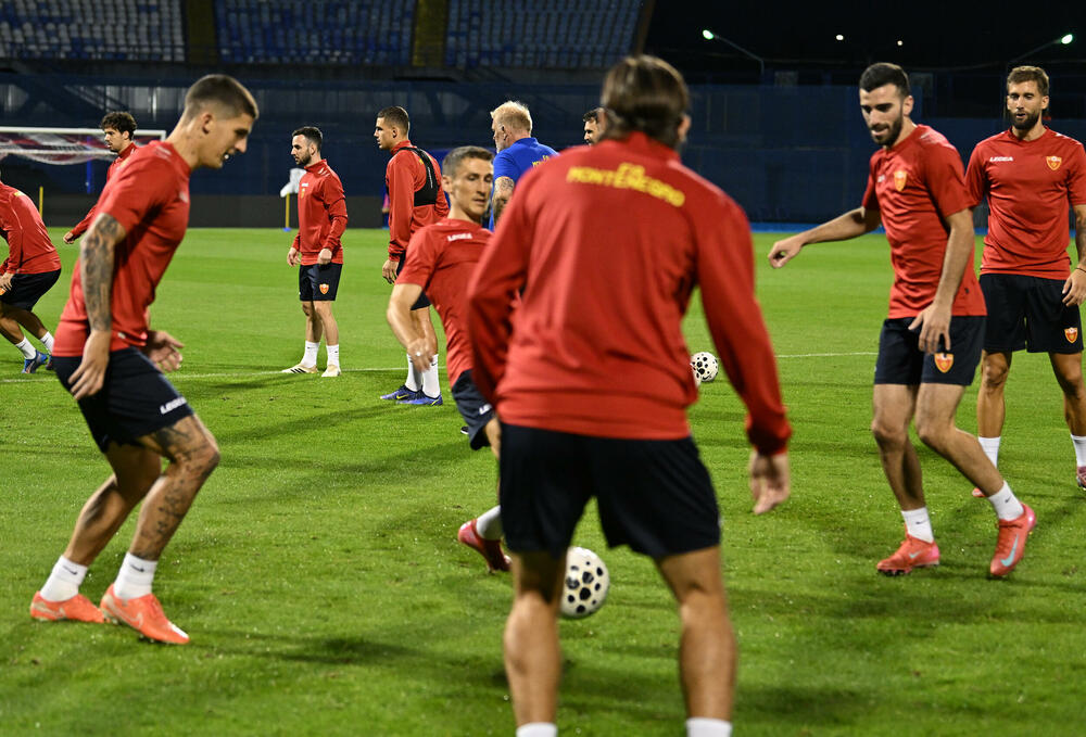 <p>Fubalska reprezentacija Crne Gore sjutra (20:45) na "Maksimiru" u Zagrebu gostuje Hrvatskoj u kvalifikacijama za Svjetsko prvenstvo</p>