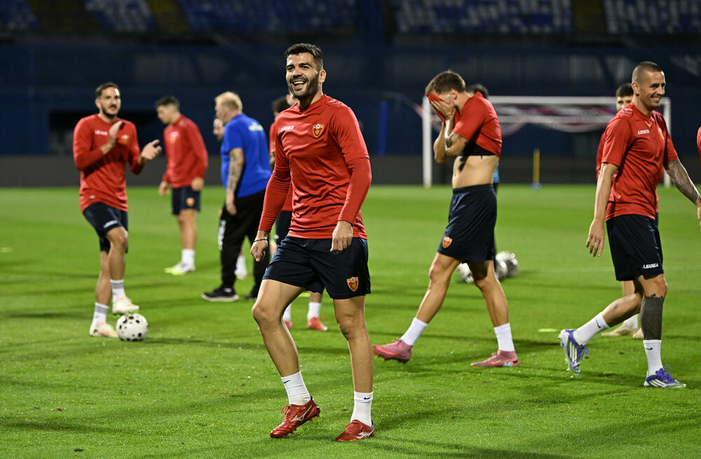 <p>Fubalska reprezentacija Crne Gore sjutra (20:45) na "Maksimiru" u Zagrebu gostuje Hrvatskoj u kvalifikacijama za Svjetsko prvenstvo</p>