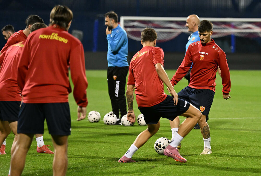 <p>Fubalska reprezentacija Crne Gore sjutra (20:45) na "Maksimiru" u Zagrebu gostuje Hrvatskoj u kvalifikacijama za Svjetsko prvenstvo</p>