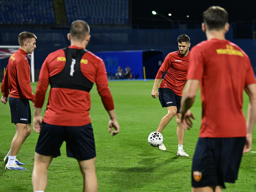 <p>Fubalska reprezentacija Crne Gore sjutra (20:45) na "Maksimiru" u Zagrebu gostuje Hrvatskoj u kvalifikacijama za Svjetsko prvenstvo</p>