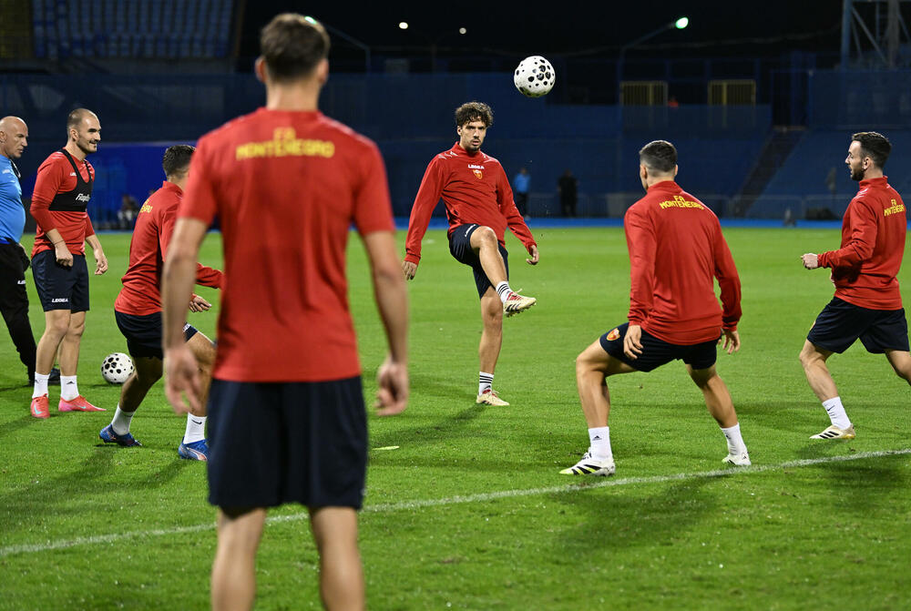 <p>Fubalska reprezentacija Crne Gore sjutra (20:45) na "Maksimiru" u Zagrebu gostuje Hrvatskoj u kvalifikacijama za Svjetsko prvenstvo</p>