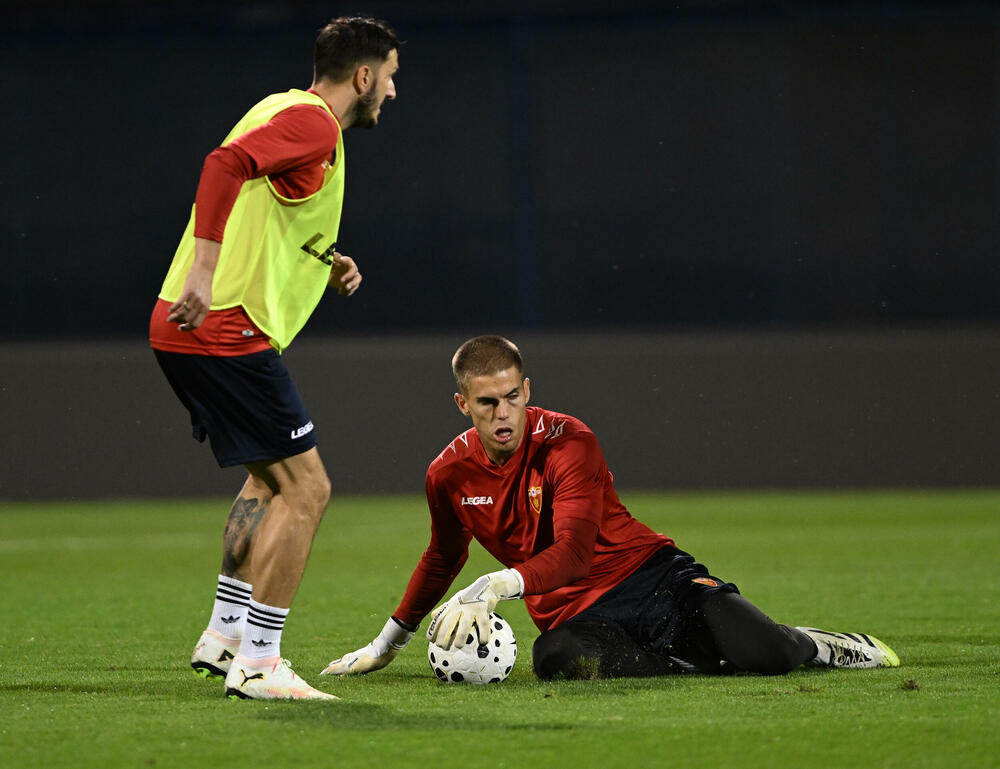 <p>Fubalska reprezentacija Crne Gore sjutra (20:45) na "Maksimiru" u Zagrebu gostuje Hrvatskoj u kvalifikacijama za Svjetsko prvenstvo</p>